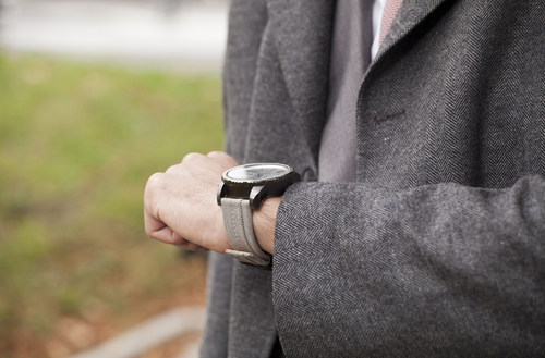 “Sluta ställa om klockan”